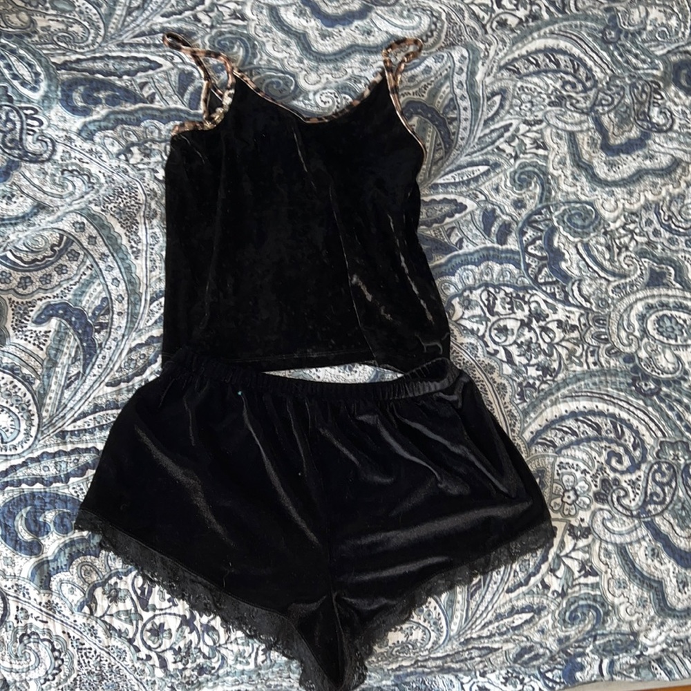 Pink Victoria’s Secret black velvet cheetah print pj pajamas set